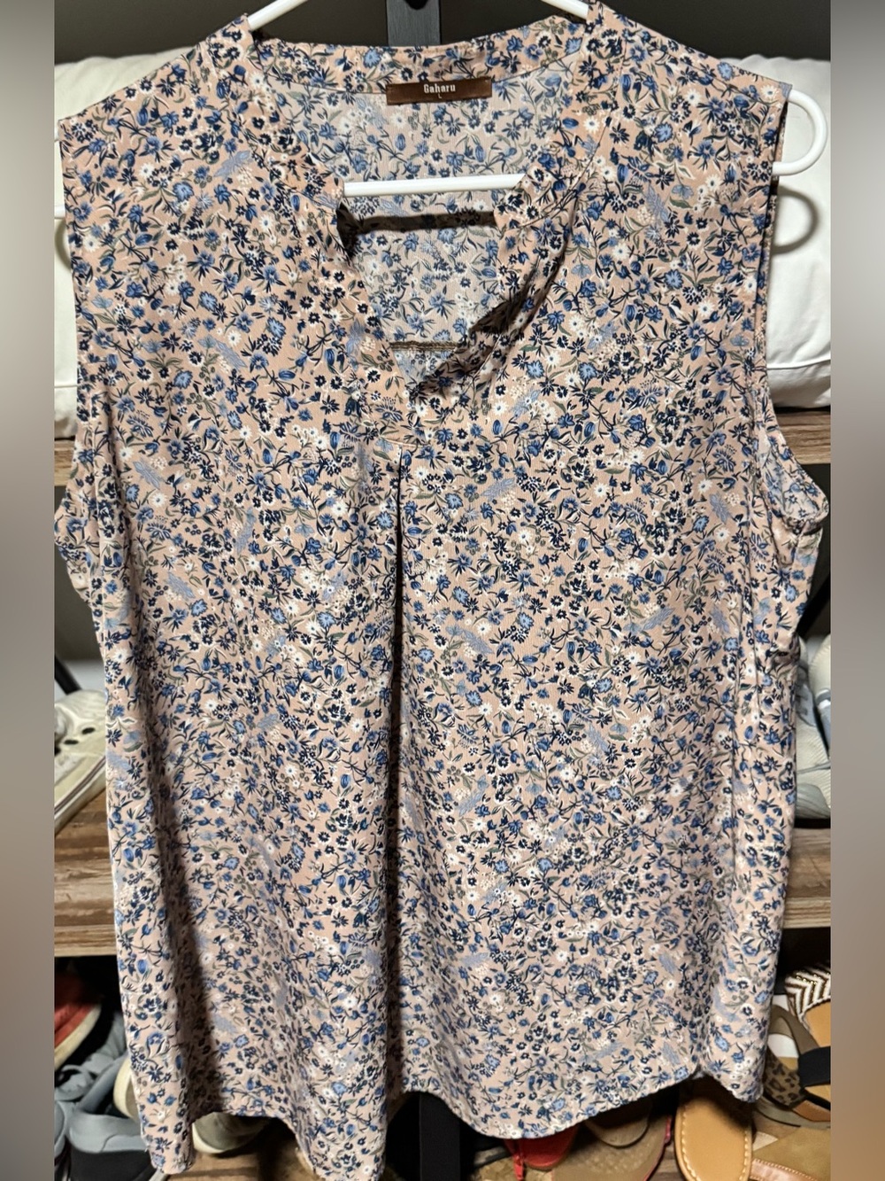 Amazon Cream and Blue Floral Sleeveless Blouse